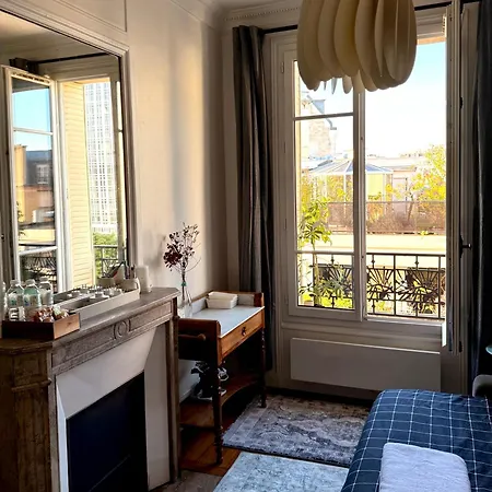Magnifique Vue Sur La Tour Eiffel Appartement